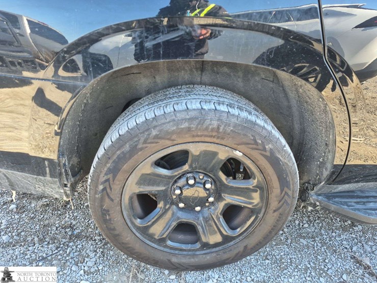 2021-chevrolet-tahoe-image-26