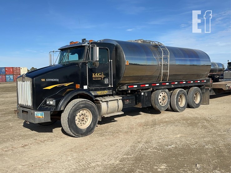 2002-kenworth-t800-image-1