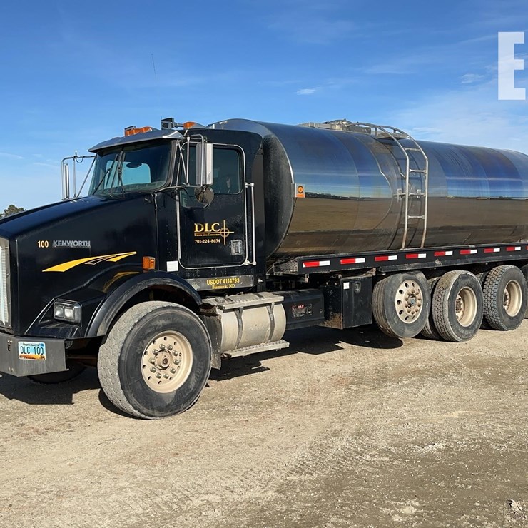 2002 KENWORTH T800