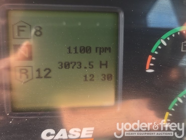 2016-case-750m-image-97