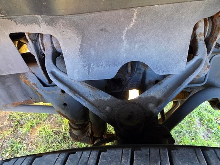 2011-chevrolet-2500-image-31