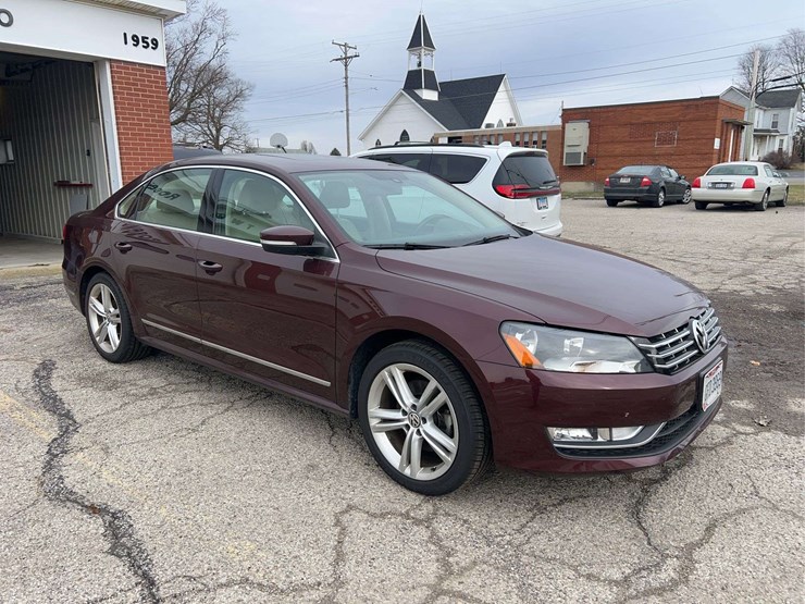 2014-volkswagen-passat-tdi-image-7