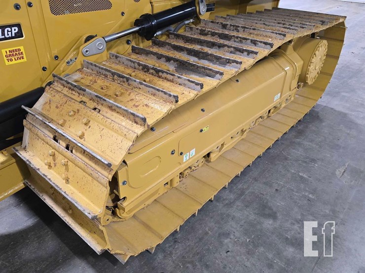 2002-caterpillar-d3-lgp-image-31