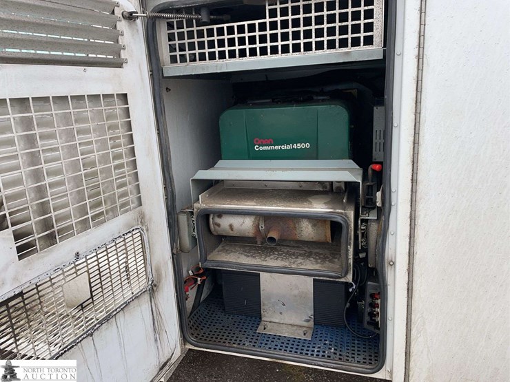 2013-ford-f450-image-17