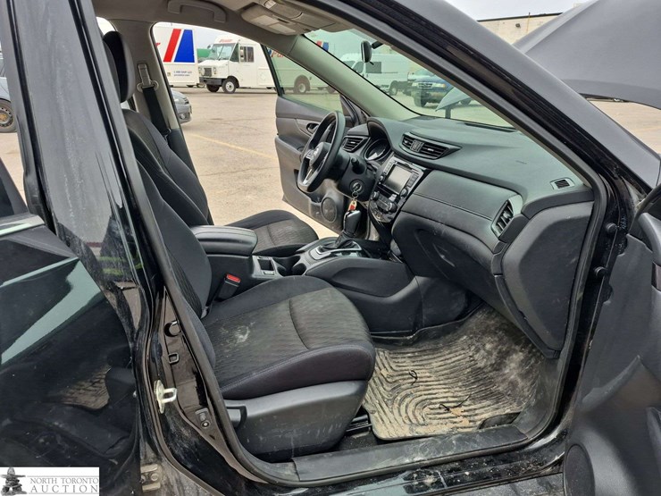 2019-nissan-rogue-image-32