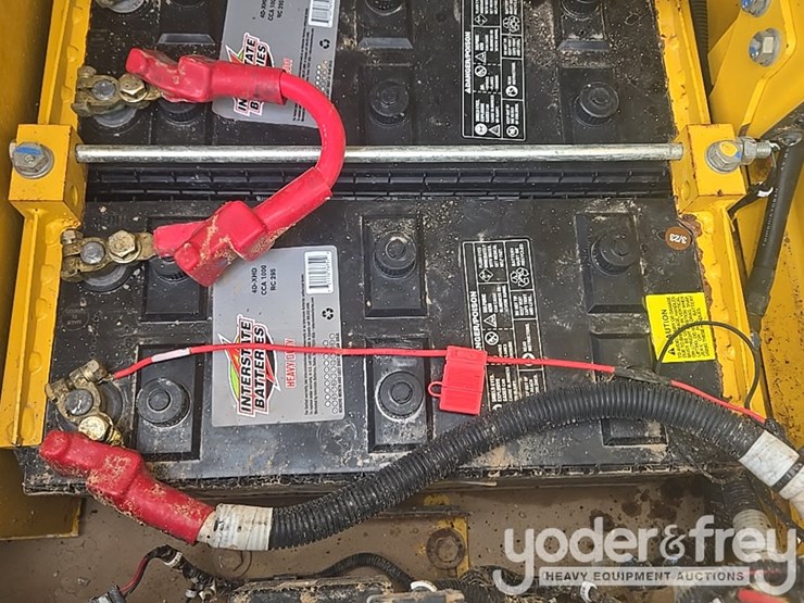 2015-komatsu-pc490-lc-11-image-68