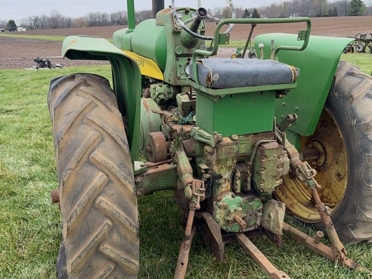 john-deere-630-image-9