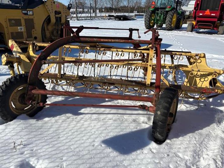 new-holland-256-image-5