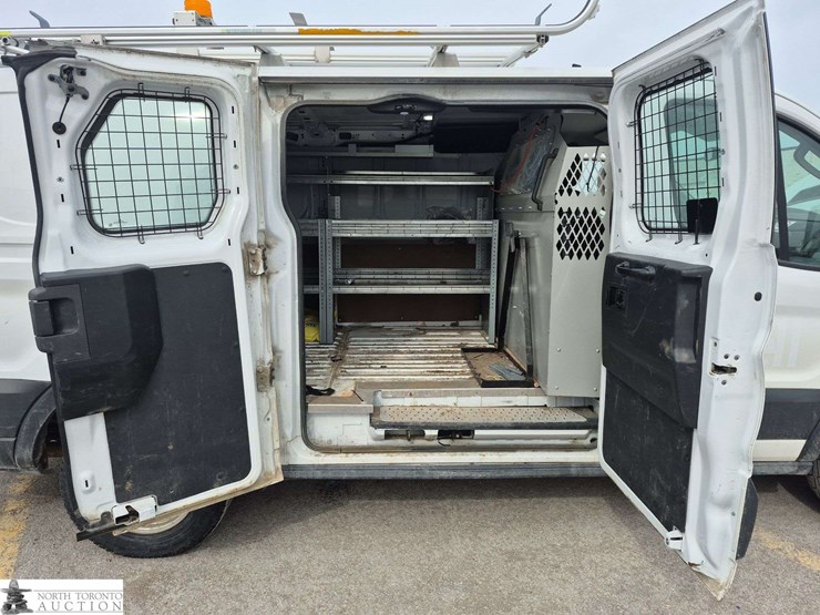 2018-ford-transit-image-29