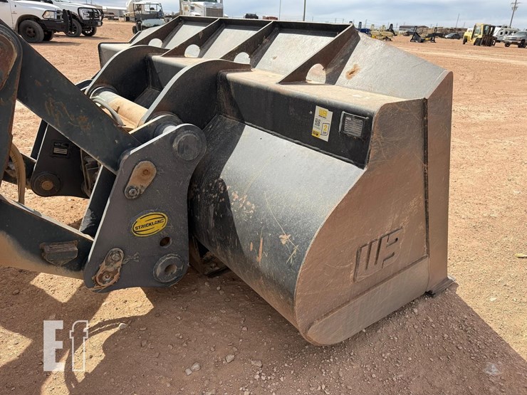 2014-hyundai-hl757tm-9a-image-12