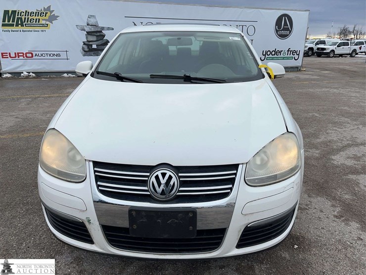 2009-volkswagen-jetta-comfortline-4dr-sedan-6a-image-2