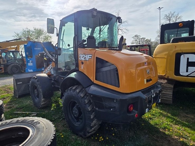 2023-case-321f-image-4