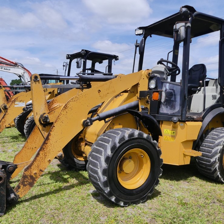 2015 CATERPILLAR 903C