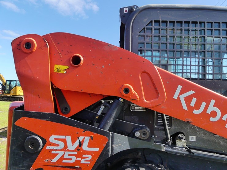 kubota-svl75-2-image-8