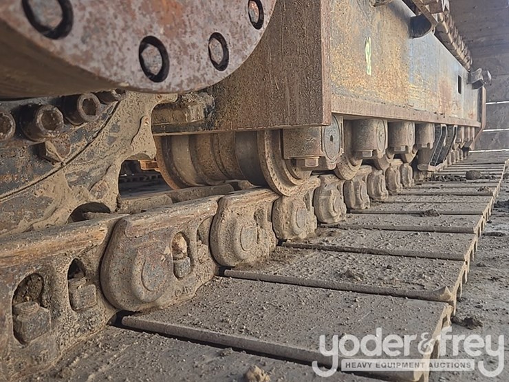 2017-caterpillar-336fl-image-13