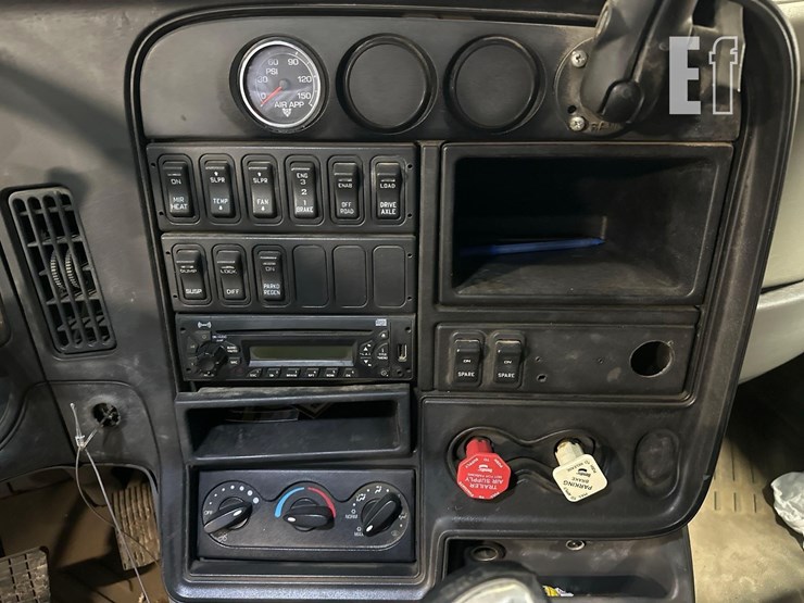 2012-international-prostar-image-20