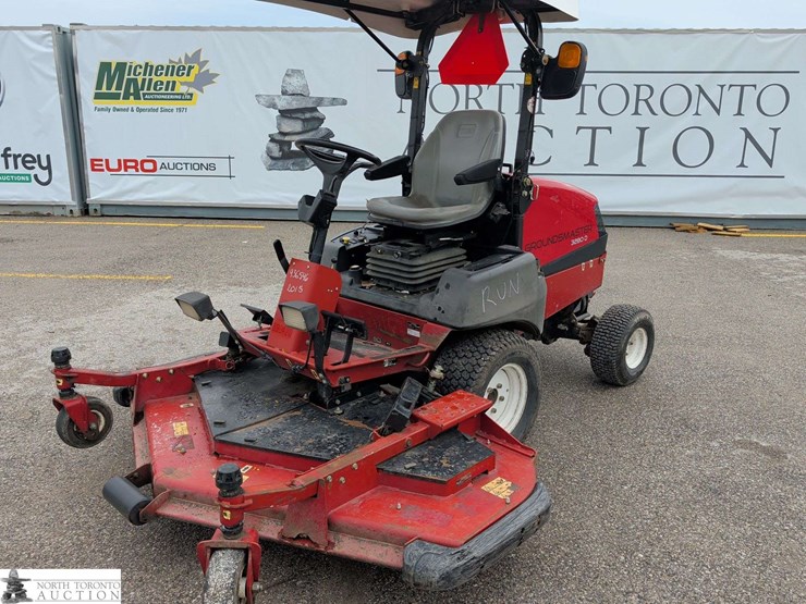 2015-toro-groundsmaster3280d-image-1
