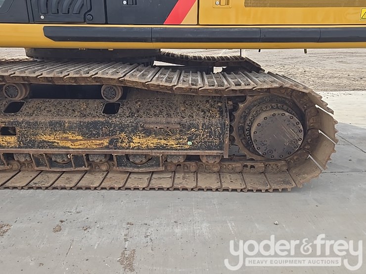 2017-caterpillar-336fl-image-13