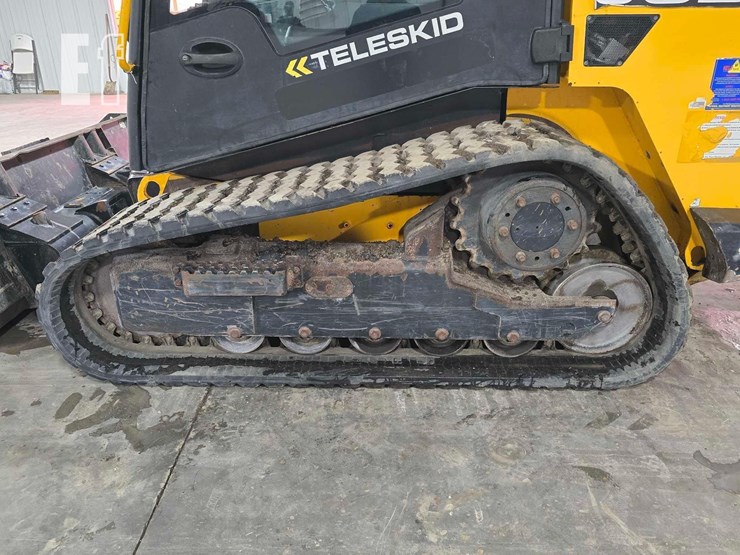 2021-jcb-3ts-8t-image-22