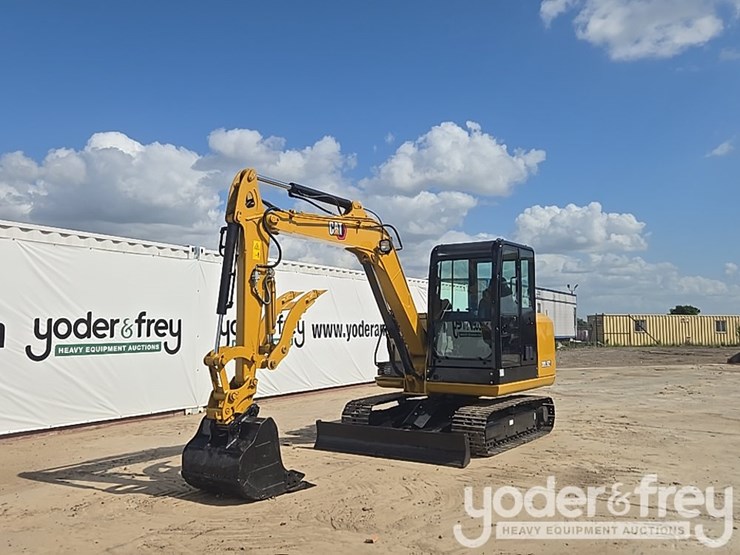 2018-caterpillar-305.5-image-1