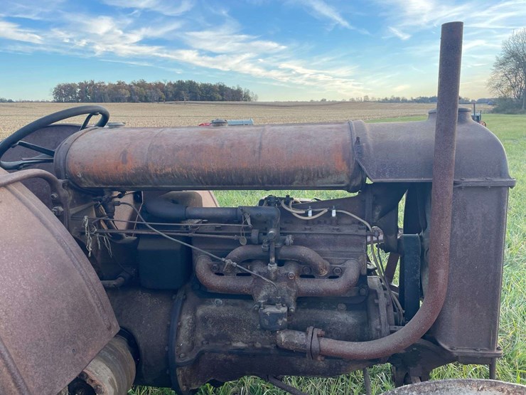 1927-fordson-tractor-image-21