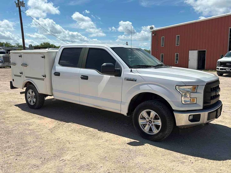 2017-ford-f150-image-3