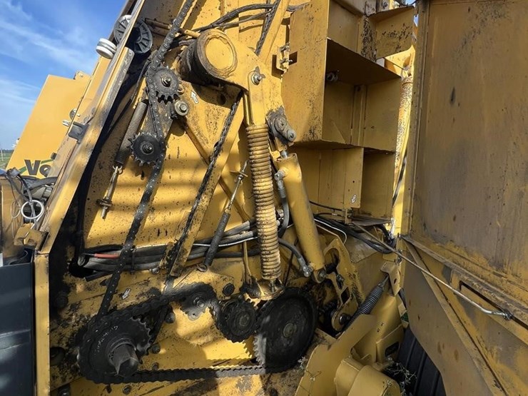 2013-vermeer-605sm-image-14