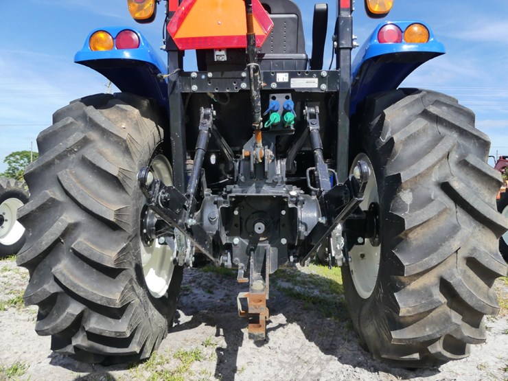 2022-new-holland-boomer-45-image-5