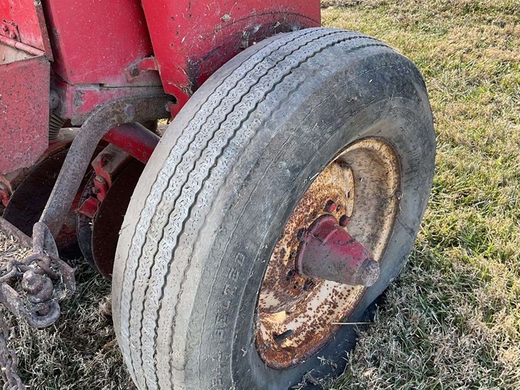 massey-ferguson-33-image-26