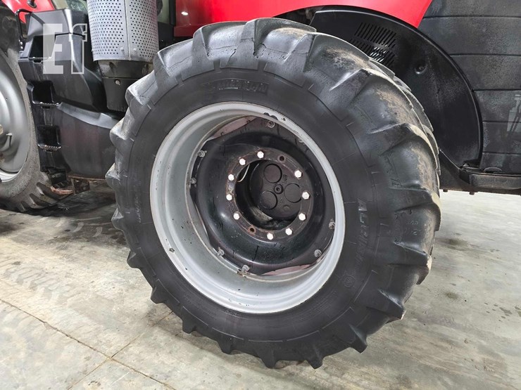 2017-case-ih-magnum-340-image-29