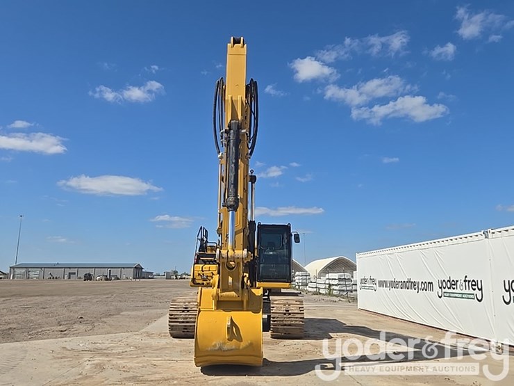 2019-caterpillar-336-image-8