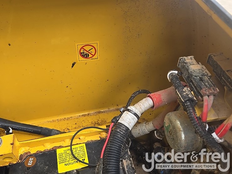 2015-komatsu-pc490-lc-11-image-71