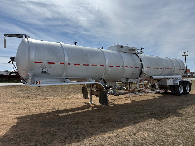 2007-heil-trailer-image-1