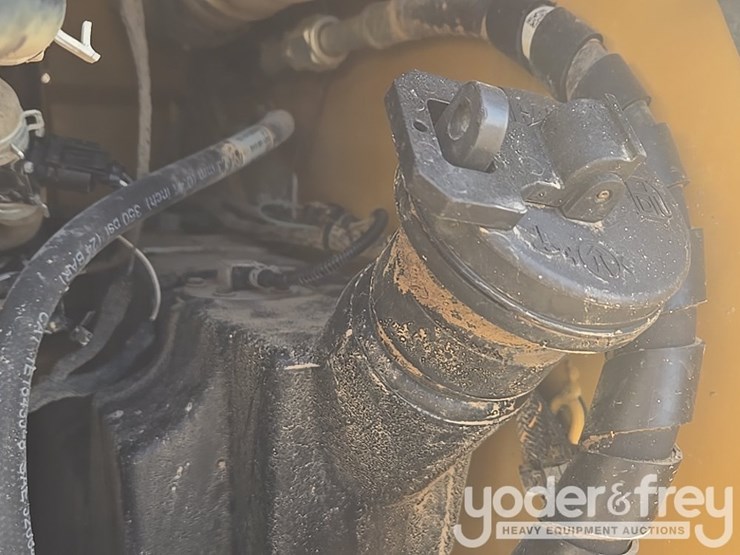 2021-caterpillar-289d3-image-71