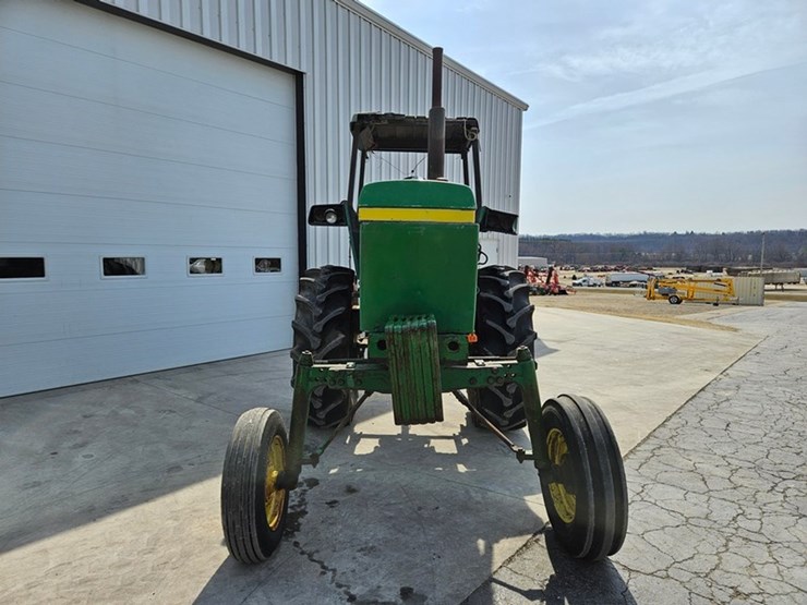 1982-john-deere-4240-image-8