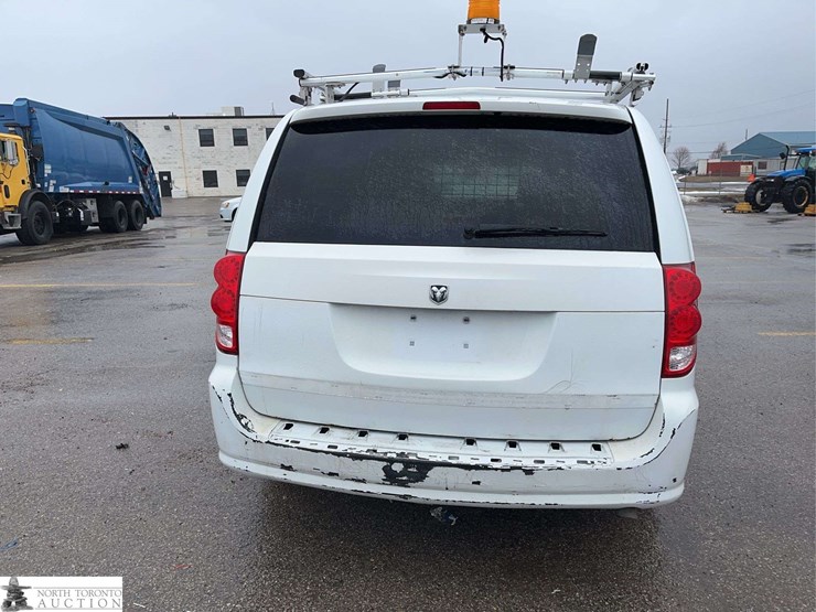 2014-ram-c/v-image-6