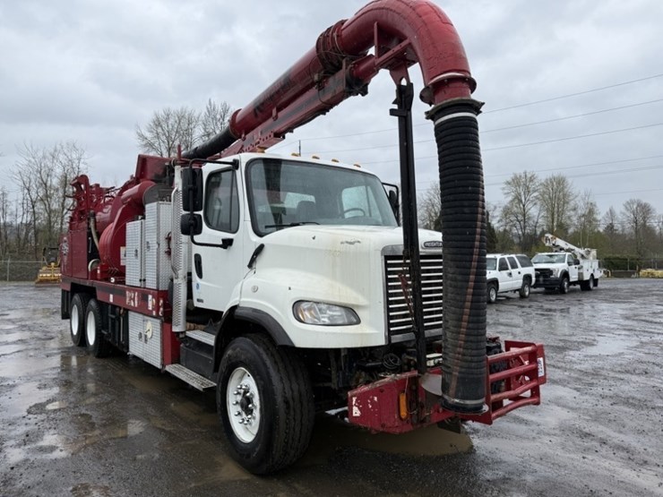 2011-freightliner-vac-con-t/a-vacuum-truck-image-2