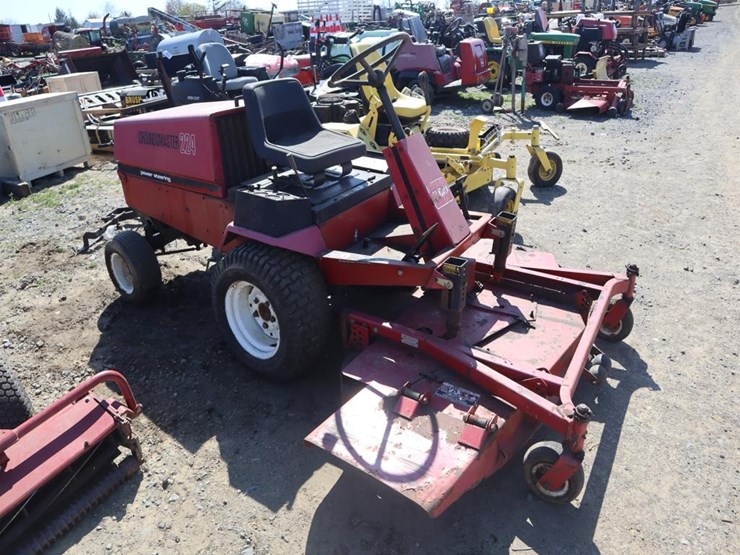 toro-groundsmaster-224-image-1