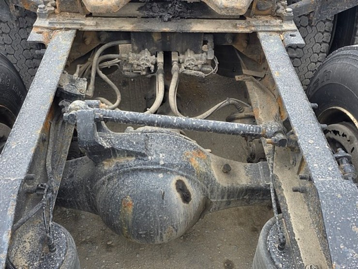 2006-international-9900-image-23