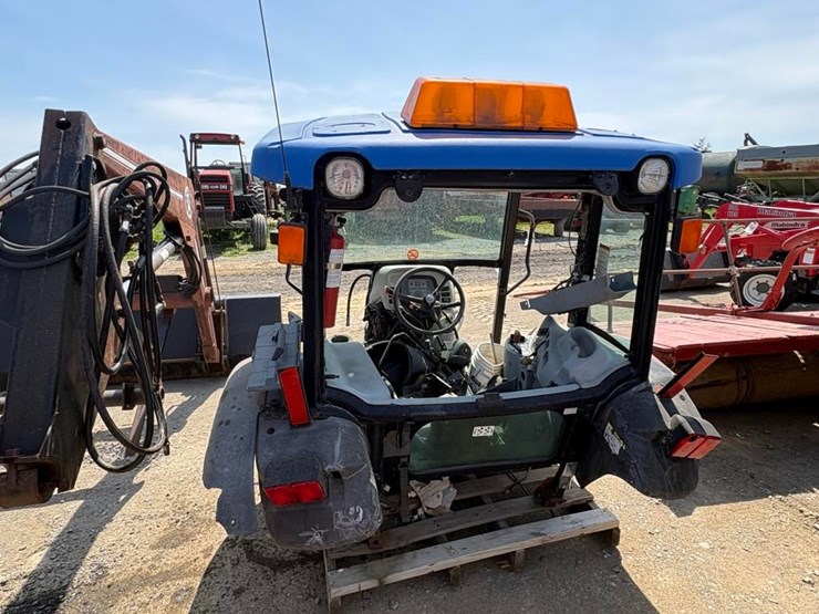 new-holland-t4040-image-7