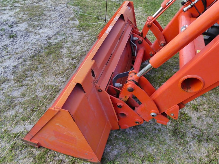 kubota-m7060-image-9