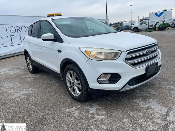 2017-ford-escape-image-3
