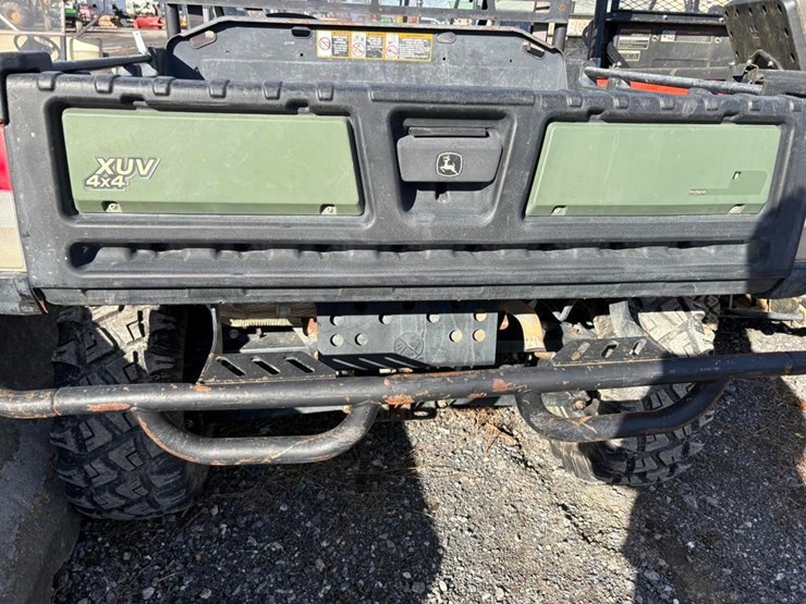 john-deere-825-image-9