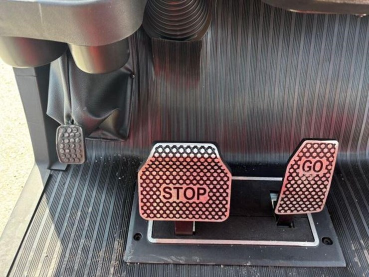 unused-2026-sdlanch-sdlgc80-golf-cart-image-12