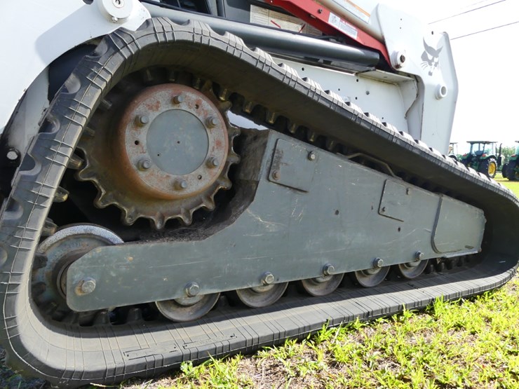 2008-bobcat-t250-image-5