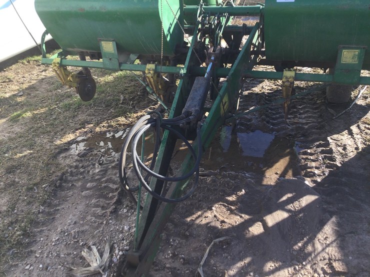 john-deere-1240-image-5