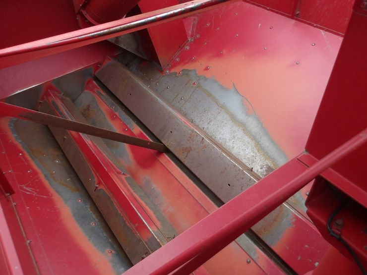 case-ih-1688-image-4