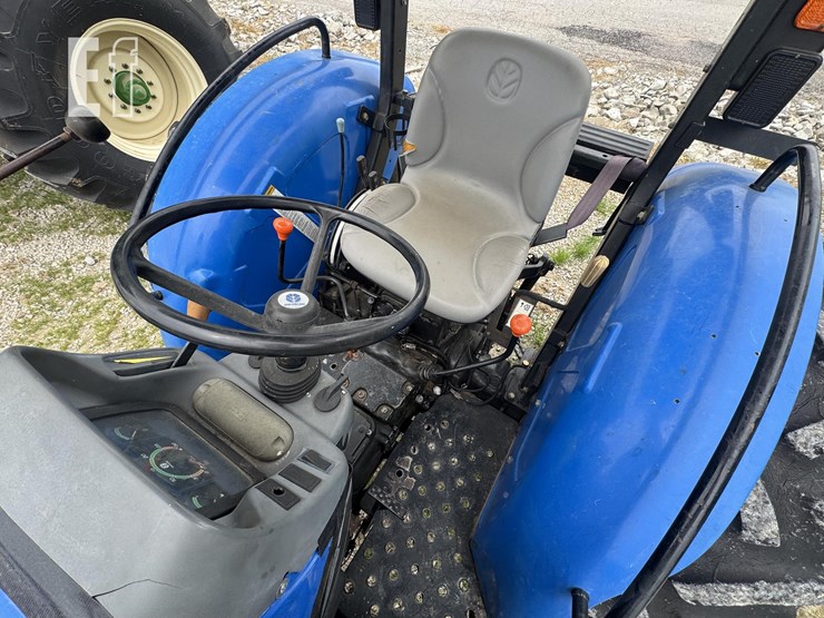 new-holland-tt75a-image-11