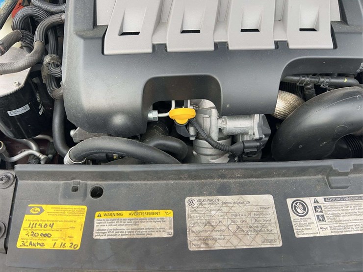 2014-volkswagen-passat-tdi-image-77