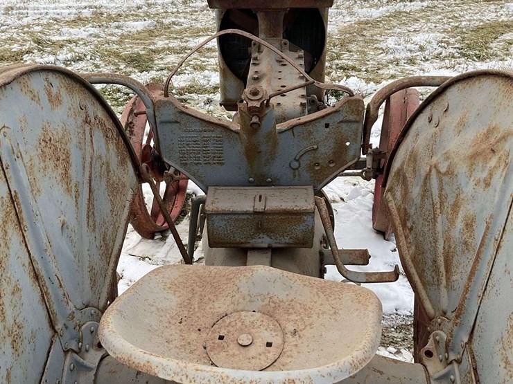 fordson-(usa)-parts-tractor-image-7